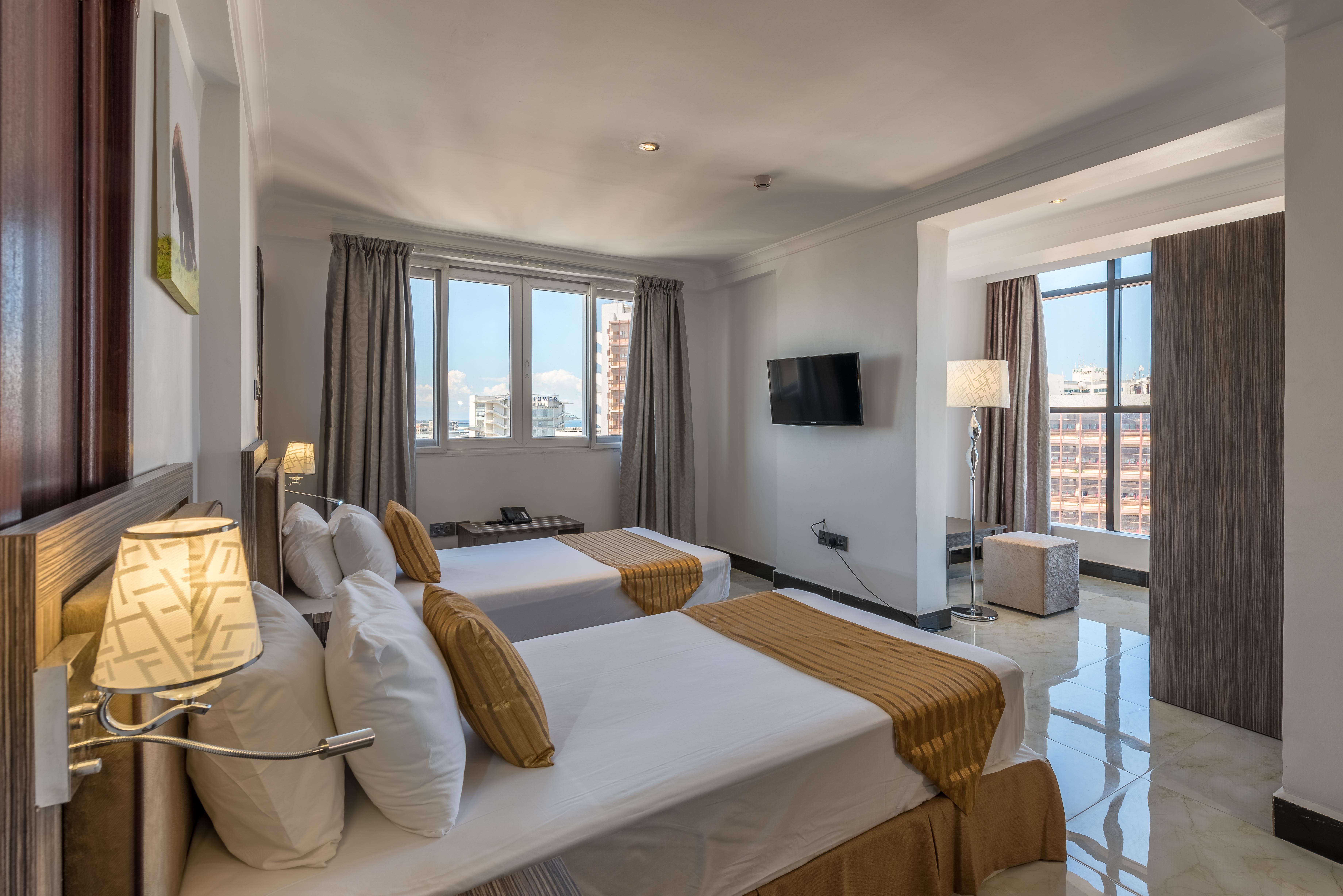 Golden Tulip Center Hotel