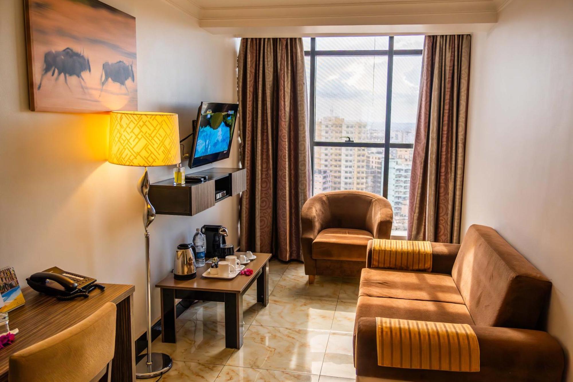 Golden Tulip Center Hotel Dar es Salaam