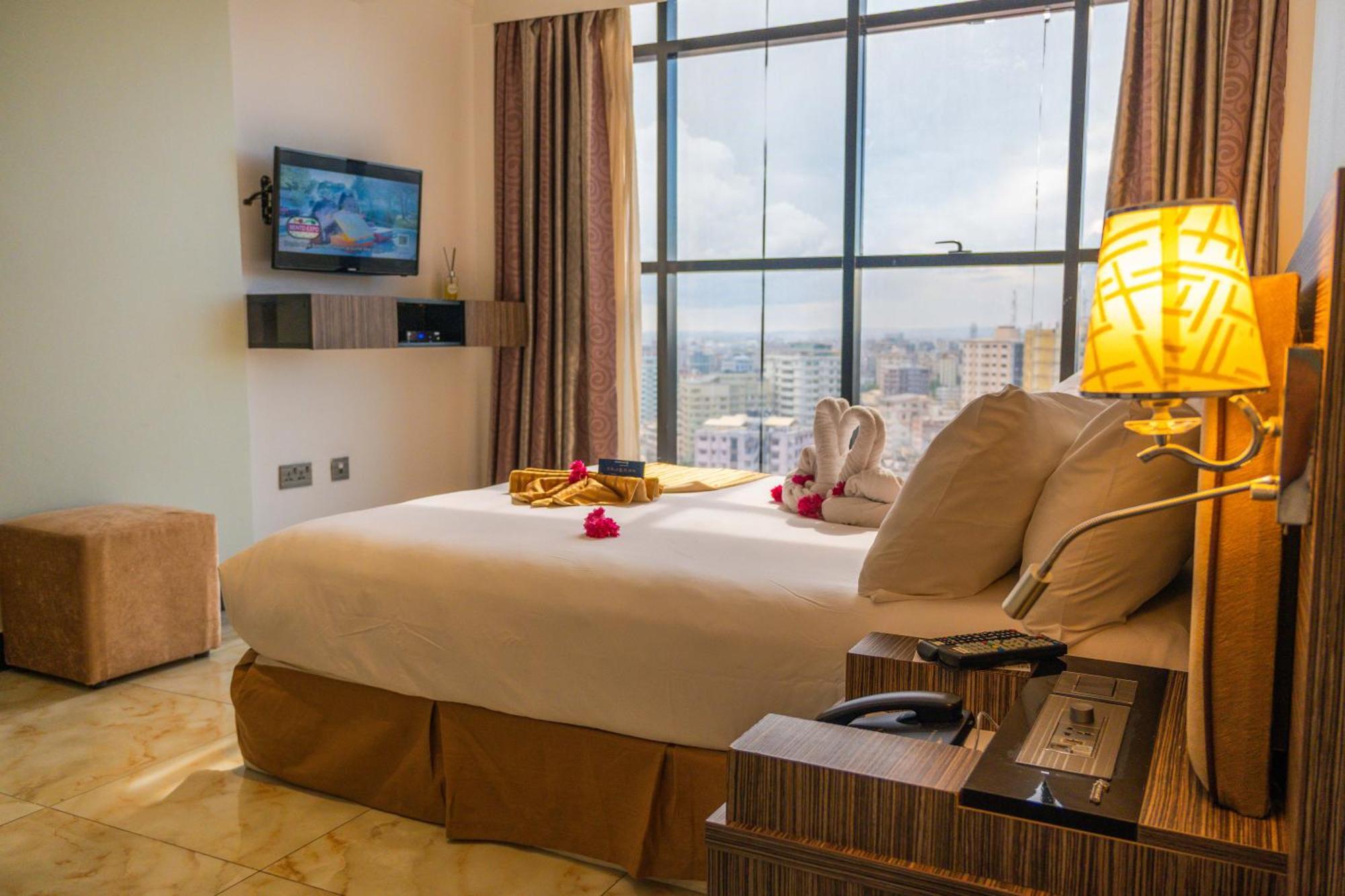 Hotel Golden Tulip Center