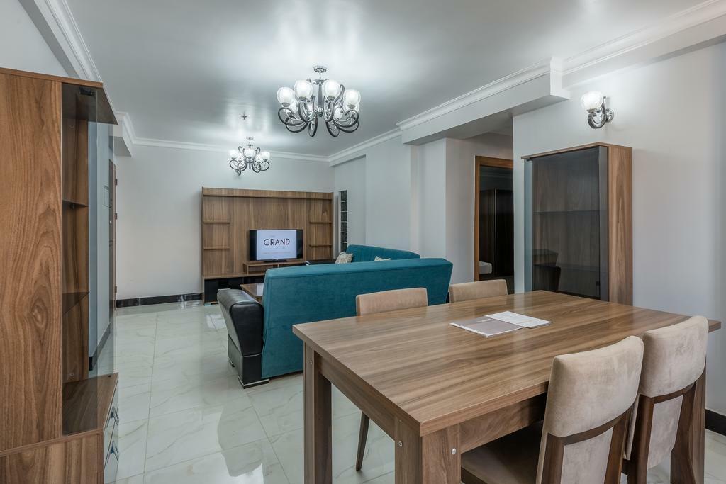Golden Tulip Center 4*